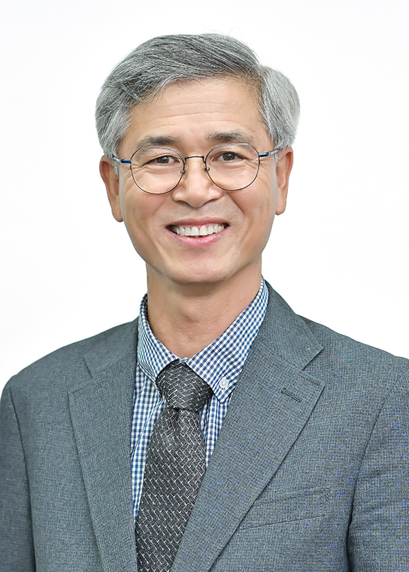 김진용